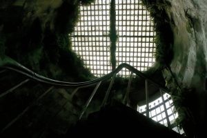 قاعة أثرية فخمة تحت المياه في بيرني مادوف الفيكتوري