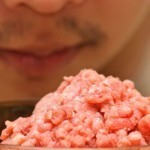 بالصور كيف تعرفين اللحم الفاسد المفروم قبل إستخدامه