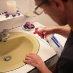 طريقة عمل منظف ومعقم للحمام بنفسك