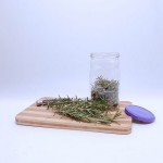 طريقة عمل زيت الروزماري بالصور بنفسك طريقة عمل زيت الروزماري بالصور بنفسك