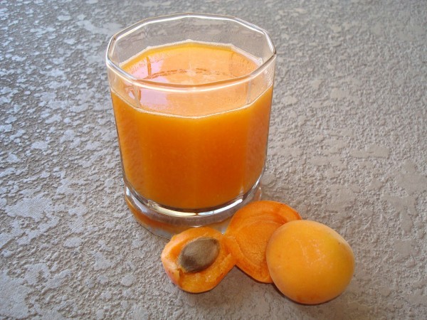 أشرب قمر الدين ، 10 فوائد صحية لذلك المشروب