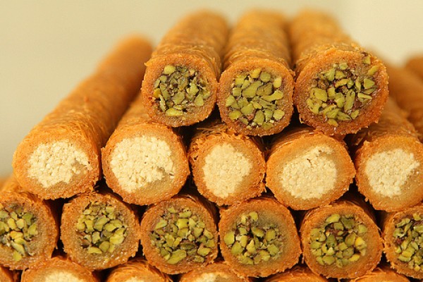 طريقة عمل اصابع الكنافة بالصور