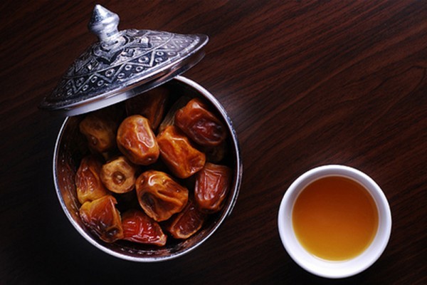 فوائد الافطار على التمر