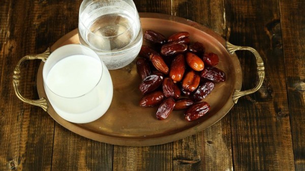 حموضة بسبب السحور وطرق العلاج حموضة بسبب السحور وطرق العلاج