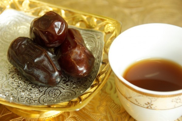 فوائد اكل التمر على الريق لا تجعلها تفوتك فوائد اكل التمر على الريق لا تجعلها تفوتك