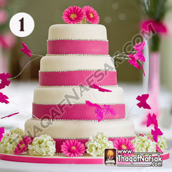 إختر كعكة الزفاف التي تفضلها وإكتشف ماذا تقوله عن علاقاتك العاطفية ؟