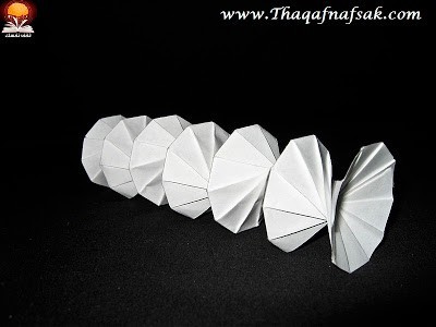 فن طي الأوراق “Origami” فن طي الأوراق “Origami”