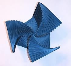 فن طي الأوراق “Origami” فن طي الأوراق “Origami”