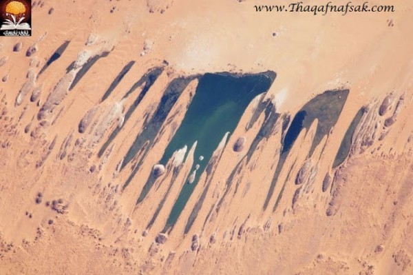 بحيرات أونيانجا في الصحراء الكبرى