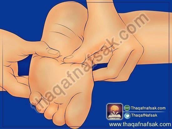 طريقة عمل مساج لقدميك ؟ طريقة عمل مساج لقدميك ؟