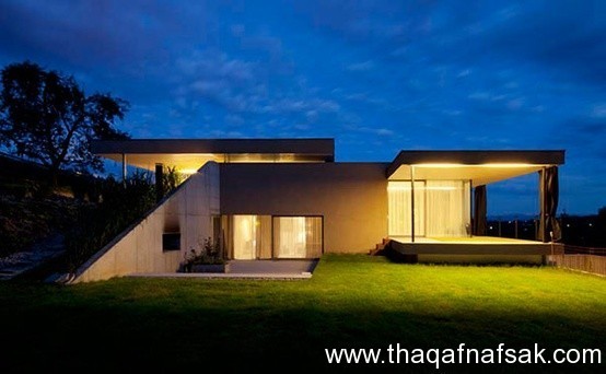 جمال الهندسة المعمارية لمنزل في النمسا