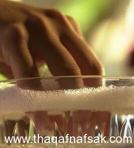 مشاكل الأظافر و علاجها مشاكل الأظافر و علاجها