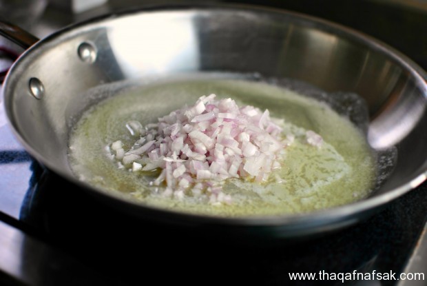 حساء المشروم اللذيذ بالكريمة الغنية.