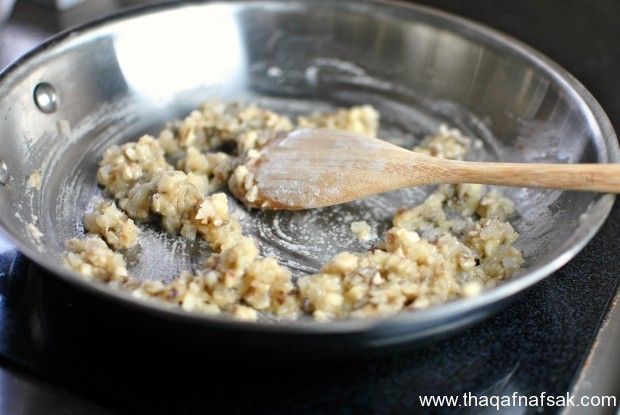 حساء المشروم اللذيذ بالكريمة الغنية.