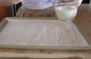 بالصور وصفة البوريك التركي بالجبن والسبانخ