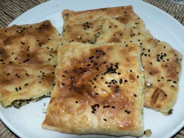 وصفة عمل الجلاش بالجبنة بالصور وصفة عمل الجلاش بالجبنة بالصور