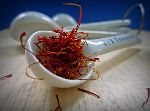 فوائد الزعفران ٢٠ فائدة لبشرتك وشعرك وكل صحتك