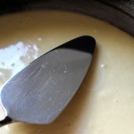 طريقة عمل الكيكة الاسفنجية بالصور خطوات كاملة مصورة