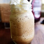 بالصور تعلم طريقة عمل مشروب الفرابتشينو بمذاقات مختلفة