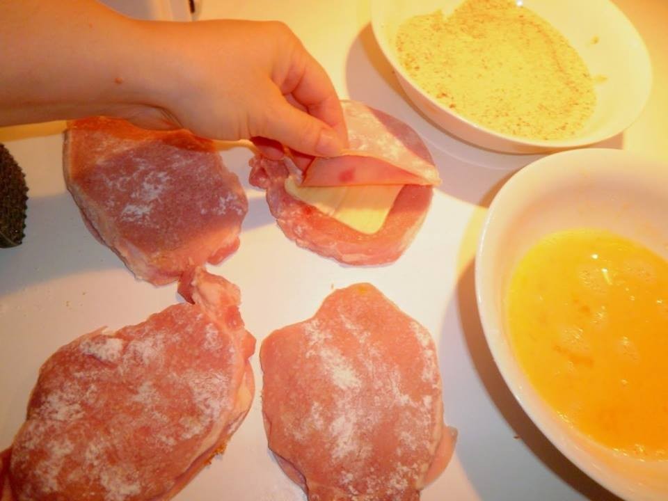 بالخطوات طريقة عمل كوردون بلو دجاج بالصور وجبة بطعم مميز