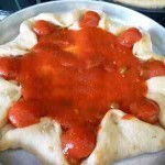 طريقة عمل بيتزا كراون كرست بالصور والخطوات أستمتع بها