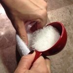 جورب الملح للتخلص من إلتهابات الأذن