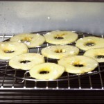 بالصور وصفة شيبس التفاح صحية ولذيذة جدا