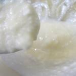 منظف كريمي للبشرة العادية و الجافة اصنعيه بنفسك منظف كريمي للبشرة العادية و الجافة اصنعيه بنفسك