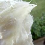 منظف كريمي للبشرة العادية و الجافة اصنعيه بنفسك منظف كريمي للبشرة العادية و الجافة اصنعيه بنفسك