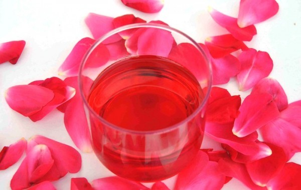 عمل شربات الورد بالصور