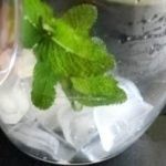 عمل عصير البطيخ بالنعناع المنعش بالصور