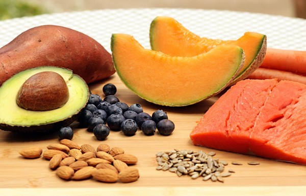 أطعمة مضادة للشيخوخة ربما تضيف سنوات أخرى إلى عمرك