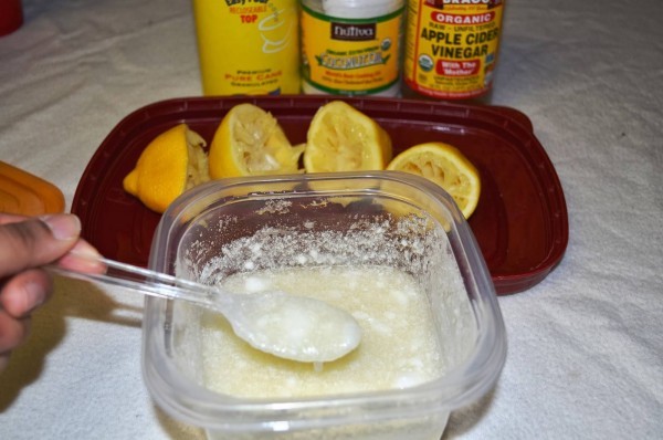 عمل مقشر للبشرة من الليمون و السكر