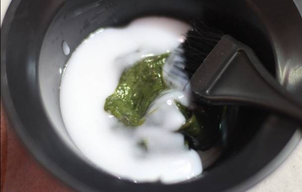 ١٠ طرق لتجهيز حمام كريم الشعر في المنزل