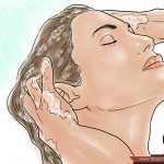 تخلصي من تراكم الكلور في الشعر وتأثيره عليه