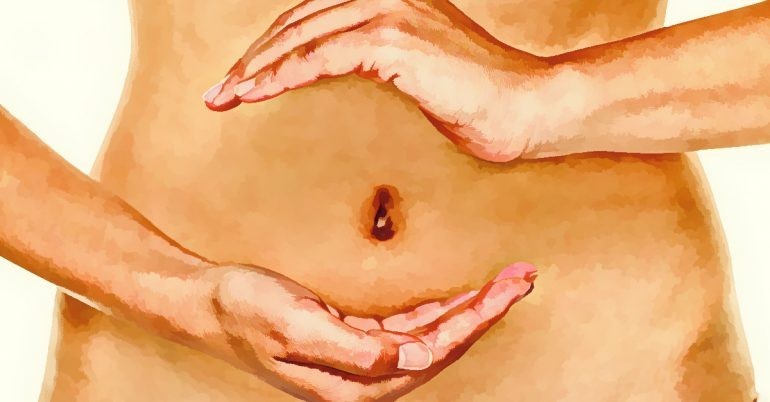 سبـع فوائد لوضع الزيت علي سرة البطن سبـع فوائد لوضع الزيت علي سرة البطن