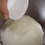 طريقة عمل الخبز السورى بالصور