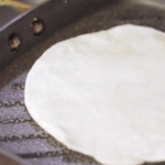 طريقة عمل الخبز السورى بالصور