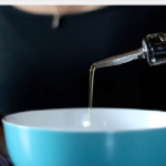 بالصور كريم زيت الزيتون للشعر طريقة عمله بنفسك