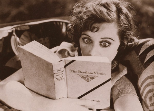 إن كنت مهتماً بالسينما، عليك قراءة هذه الكتب