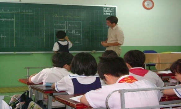 للمُعلّمين العرب: 4 دورات تدريبية هامة تجعلك مُعلّمـاً مميزاً في زمن قياسي للمُعلّمين العرب: 4 دورات تدريبية هامة تجعلك مُعلّمـاً مميزاً في زمن قياسي