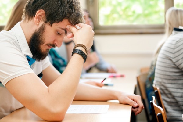 كيف تحقق درجة عالية في امتحان IELTS كيف تحقق درجة عالية في امتحان IELTS