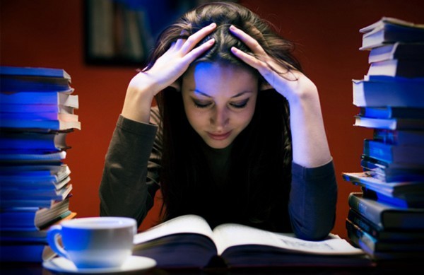 هل تذاكر أثناء الليل؟ إليك نصائح عليك معرفتها أولاً