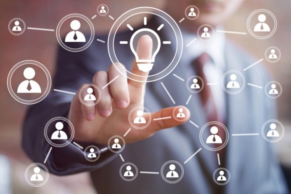 كيف تتعلم مثل أينشتاين وتِسلا وجميع العباقرة؟ كيف تتعلم مثل أينشتاين وتِسلا وجميع العباقرة؟