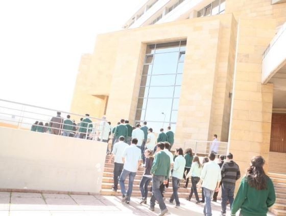 الدراسة في العاصمة اللبنانية بيروت الدراسة في العاصمة اللبنانية بيروت