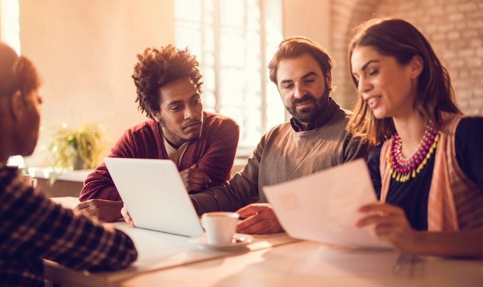 8 خرافات حول تعلم اللغات عبر الإنترنت 8 خرافات حول تعلم اللغات عبر الإنترنت