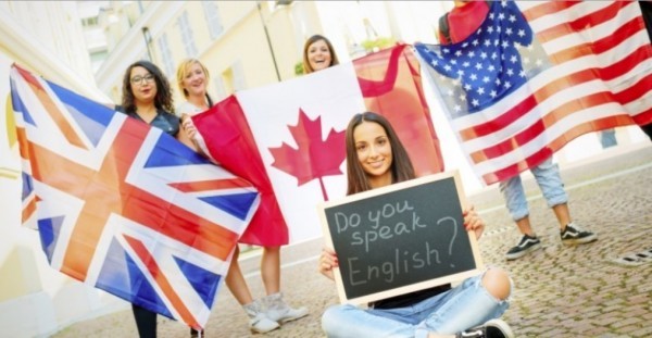 تعلم اللغة الإنجليزية في الخارج: حلم الكثيرين الذي أصبح حقيقة