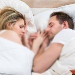 أفضل واسوأ وضعيات النوم بالصور