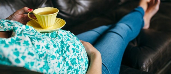 10 خرافات معروفة عن الحمل تعرف عليها 10 خرافات معروفة عن الحمل تعرف عليها