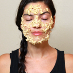 عمل قناع تقشير الوجه المنزلي